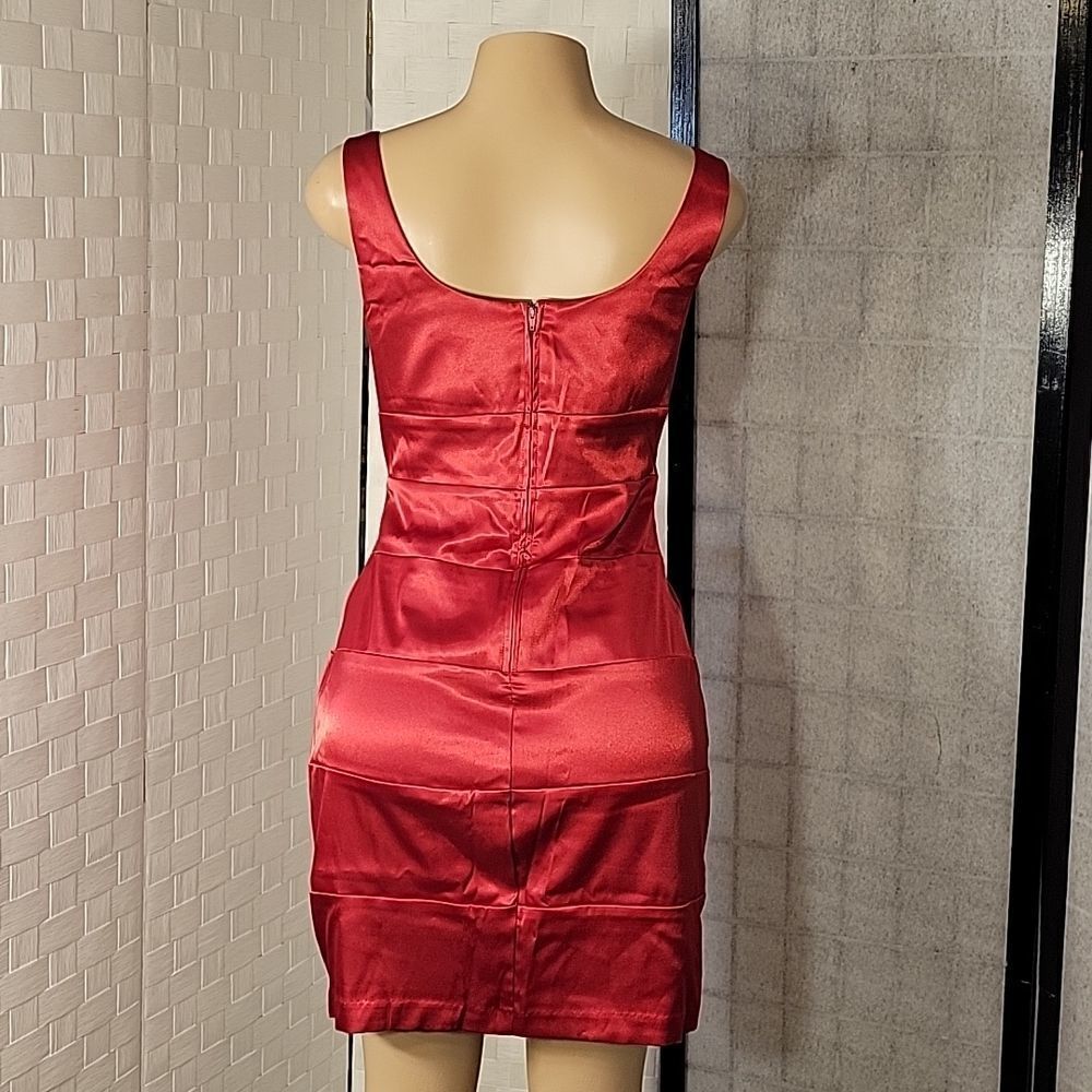 BISOU BISOU SQUARE NECKLINE SLEEVELESS PENCIL DRESS - Picture 8 of 13